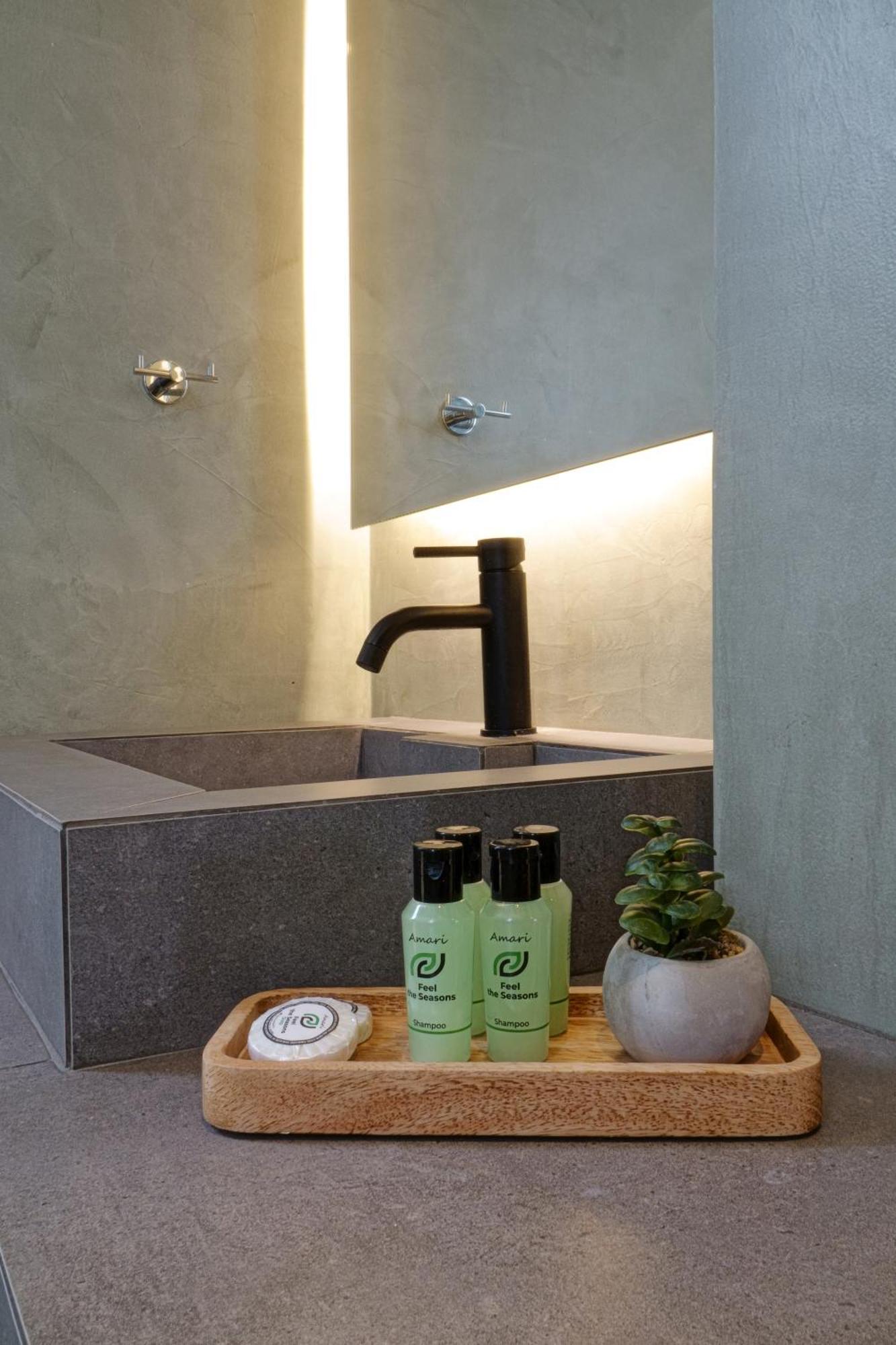 The Version Luxury Athènes