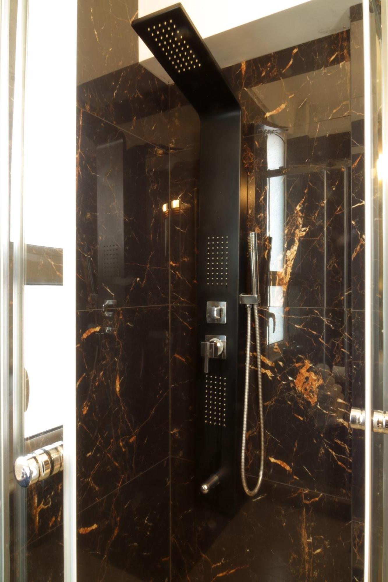 Hotel The Version Luxury Atenas